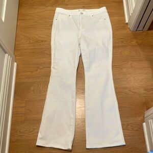 WHBM NWT Skinny Flare White Pants